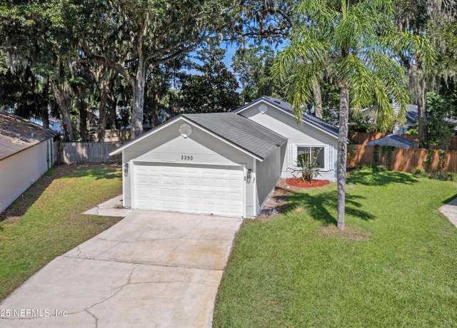 Property at 2250 Aspen Ridge Ct, Jacksonville, FL 32233, 4 beds, 2 baths