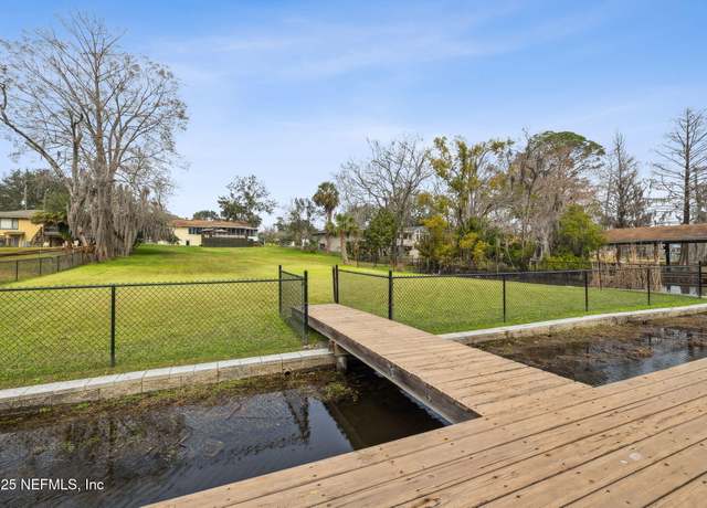 Property at 2454 Cedar Shores Cir, Jacksonville, FL 32210, 3 beds, 2.5 baths