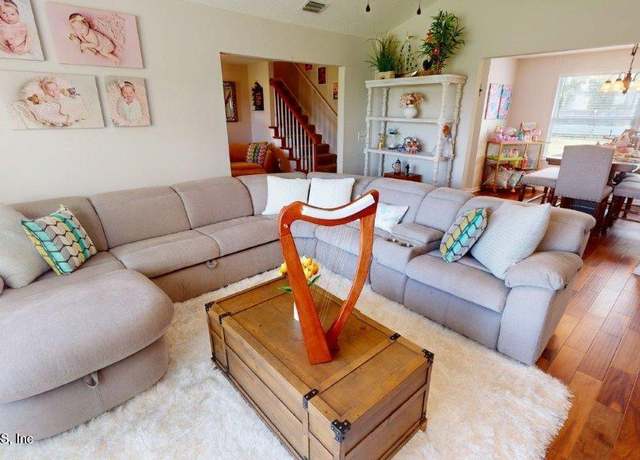 Property at 2540 Moody Ave, Orange Park, FL 32073, 3 beds, 2.5 baths