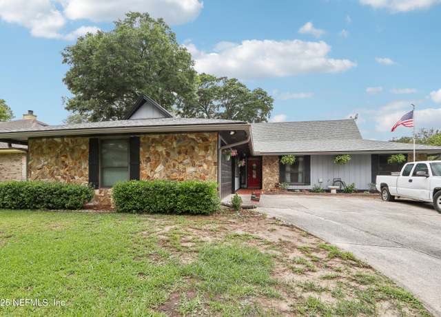 Property at 2150 Broad Water Dr, Jacksonville, FL 32225, 3 beds, 2.5 baths