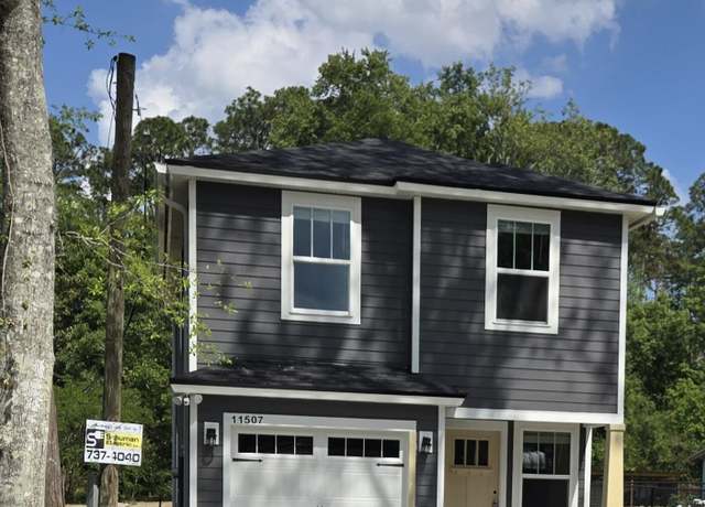 Property at 11503 Hobart Blvd, Jacksonville, FL 32218, 3 beds, 2.5 baths