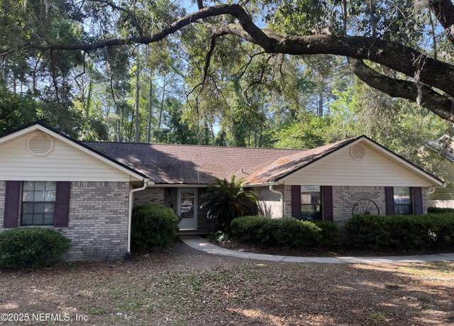 Property at 8116 Spencers Trce, Jacksonville, FL 32244, 3 beds, 2.5 baths