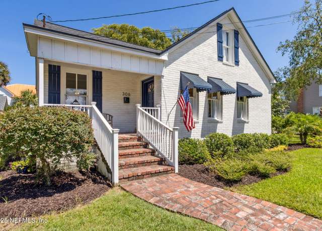 Property at 306 S 7th St, Fernandina Beach, FL 32034, 3 beds, 2.5 baths