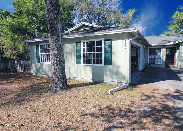 Property at 12372 Cormorant Dr, Jacksonville, FL 32223, 3 beds, 2 baths