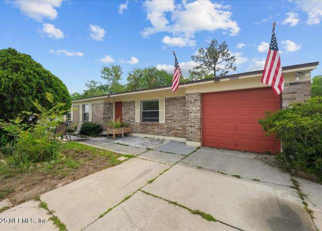 Property at 2216 Mindanao Dr, Jacksonville, FL 32246, 3 beds, 1.5 baths