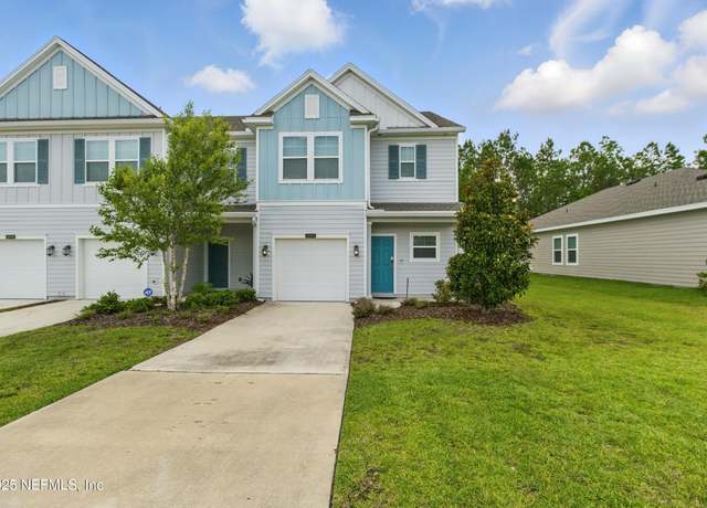 Property at 10394 Benson Lake Dr, Jacksonville, FL 32222, 3 beds, 2.5 baths