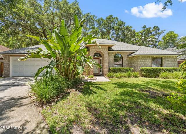 Property at 602 Hibernia Oaks Dr, Fleming Island, FL 32003, 4 beds, 2 baths