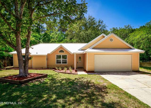 Property at 1225 Bee St N, Orange Park, FL 32065, 4 beds, 2 baths