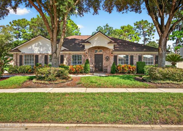 Property at 8959 Blaine Meadows Dr, Jacksonville, FL 32257, 3 beds, 3 baths