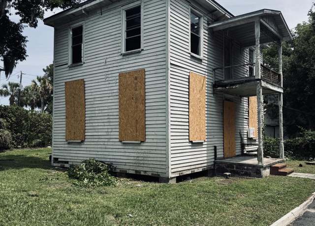 Property at 95 Oneida St, St. Augustine, FL 32084, 3 beds, 1 bath