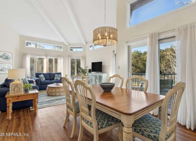 Property at 2317/2319 Boxwood Ln #2317, Fernandina Beach, FL 32034, 2 beds, 2 baths