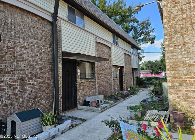 Property at 1200 Bretta St #10, Jacksonville, FL 32211, 2 beds, 1.5 baths