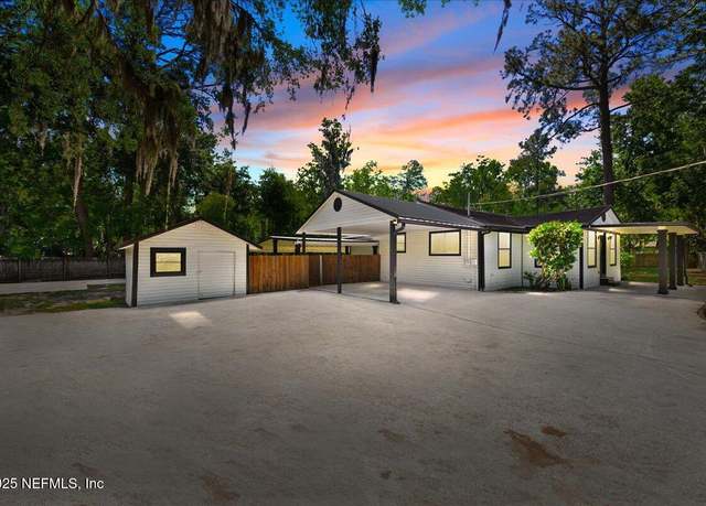 Property at 4533 Lamont St, Jacksonville, FL 32207, 3 beds, 1.5 baths