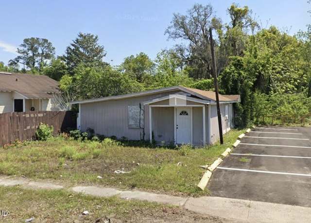 Property at 1941 Lake Shore Blvd, Jacksonville, FL 32210, 0.5 baths