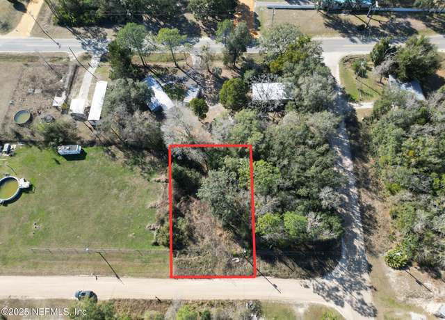 Property at 127 Cherokee Ave, Interlachen, FL 32148