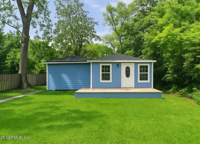 Property at 1109 Lake Shore Blvd, Jacksonville, FL 32205, 5 beds, 2 baths