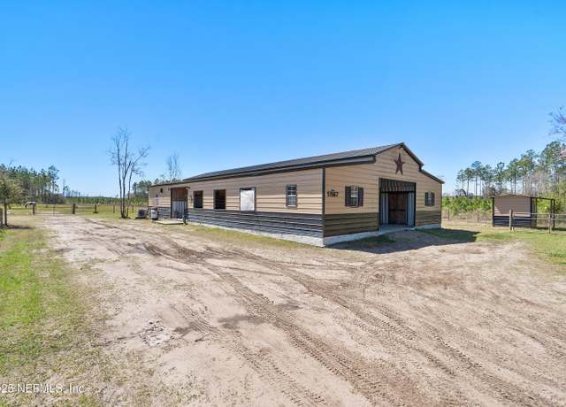 Property at 17667 Andrews Rd, Hilliard, FL 32046, 2 beds, 1.5 baths