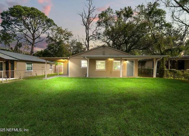 Property at 9057 8th Ave, Jacksonville, FL 32208, 3 beds, 1 bath