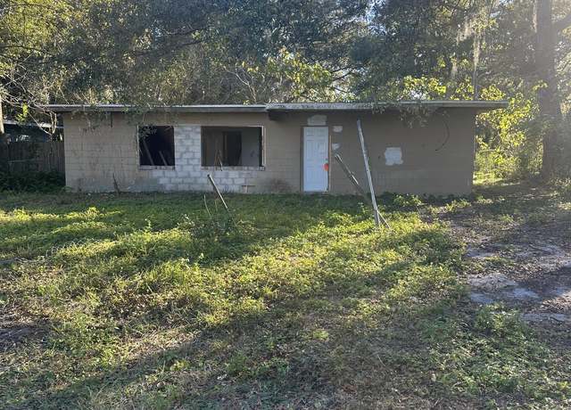 Property at 5032 Welborn Rd, Jacksonville, FL 32207, 2 beds, 1 bath