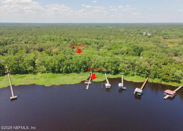 Property at 101 Magnolia Ave, Palatka, FL 32177, 2 beds, 1.5 baths