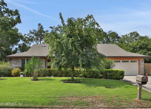 Property at 5604 Swamp Fox Rd, Jacksonville, FL 32210, 4 beds, 2 baths