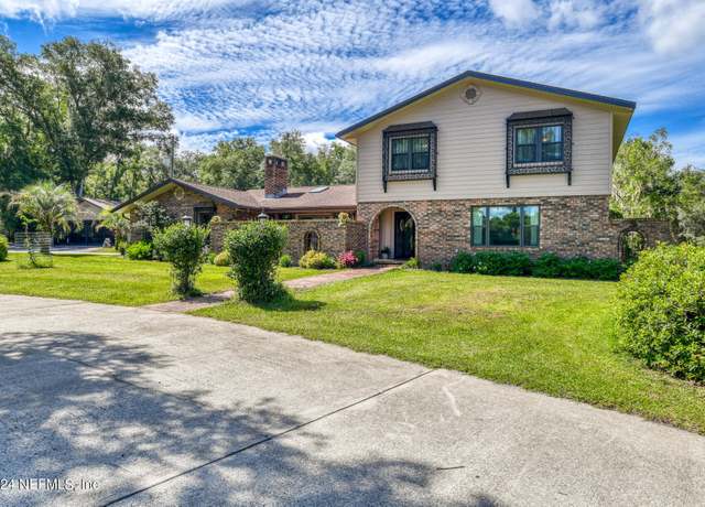 Property at 981 State Road 100, Florahome, FL 32140, 4 beds, 3.5 baths