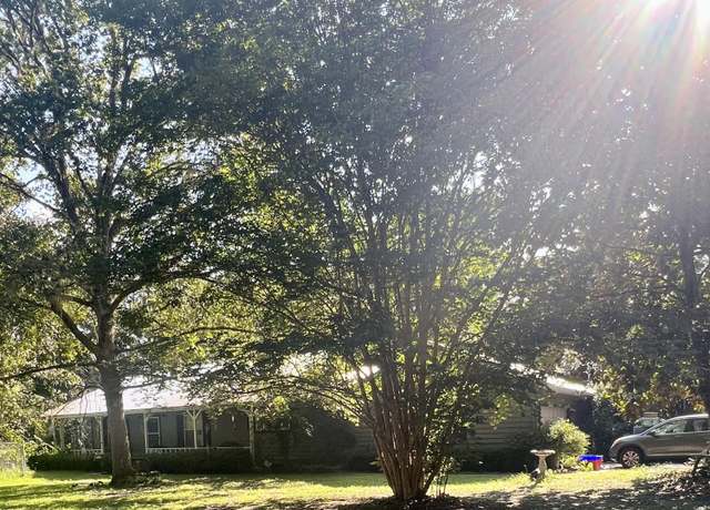 Property at 23720 NW 241 County Road NW, Alachua, FL 32615, 3 beds, 2 baths