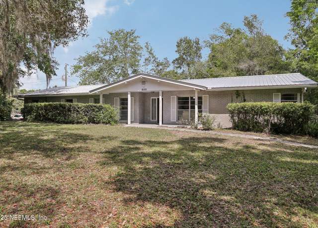Property at 1800 Laurel St, Palatka, FL 32177, 3 beds, 3 baths