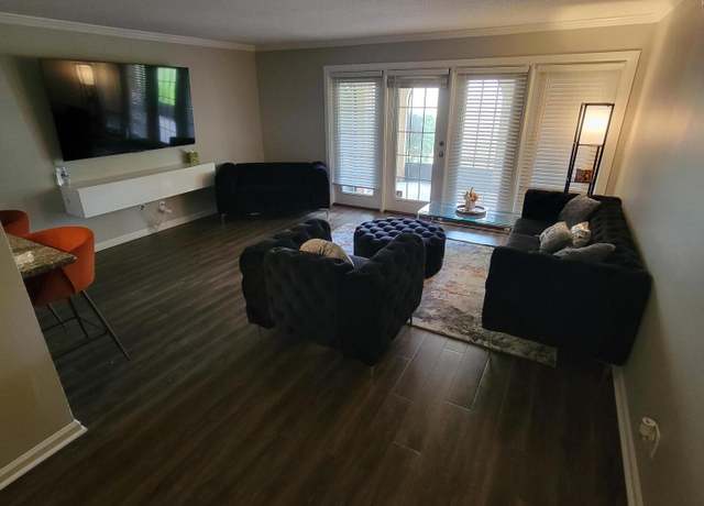 Property at 3857 Mission Dr #3, Jacksonville, FL 32217, 3 beds, 2 baths