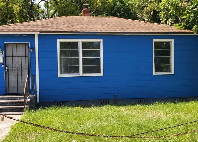 Property at 1080 W 13th St, Jacksonville, FL 32209, 2 beds, 1 bath