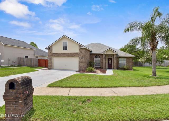 Property at 2000 Belhaven Dr, Orange Park, FL 32065, 4 beds, 2.5 baths