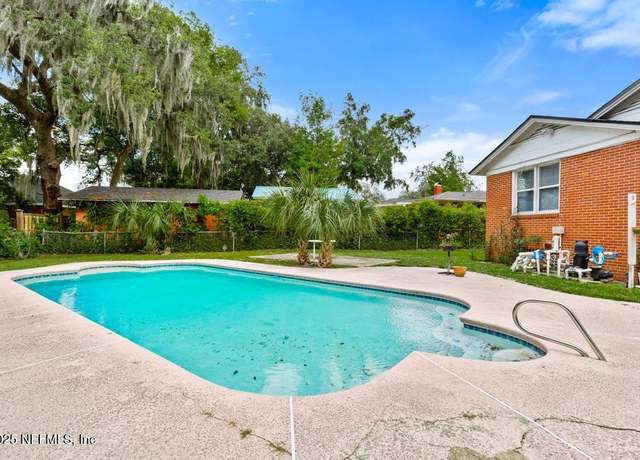 Property at 433 W 70th St, Jacksonville, FL 32208, 3 beds, 2 baths