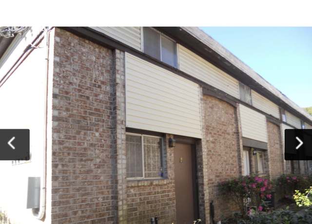 Property at 1200 Bretta St #21, Jacksonville, FL 32211, 2 beds, 1.5 baths