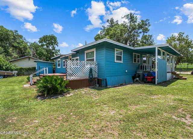 Property at 139 Depot Rd, Hawthorne, FL 32640, 3 beds, 1 bath
