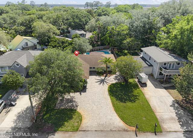 Property at 2018 Rosewood Dr, Neptune Beach, FL 32266, 3 beds, 2 baths