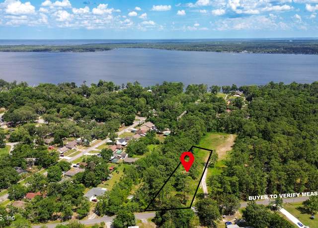 Property at 1111 Crown Ct, Orange Park, FL 32073