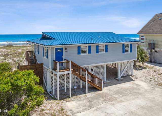 Property at 794 S Fletcher Ave, Fernandina Beach, FL 32034, 2 beds, 1 bath