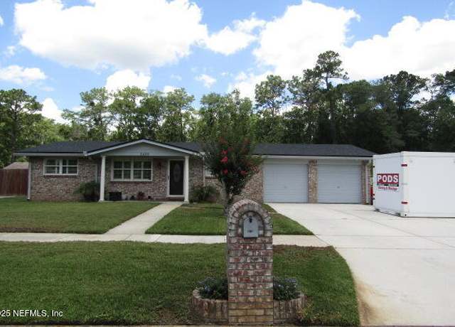 Property at 8489 Rock Knoll Dr, Jacksonville, FL 32221, 3 beds, 2 baths