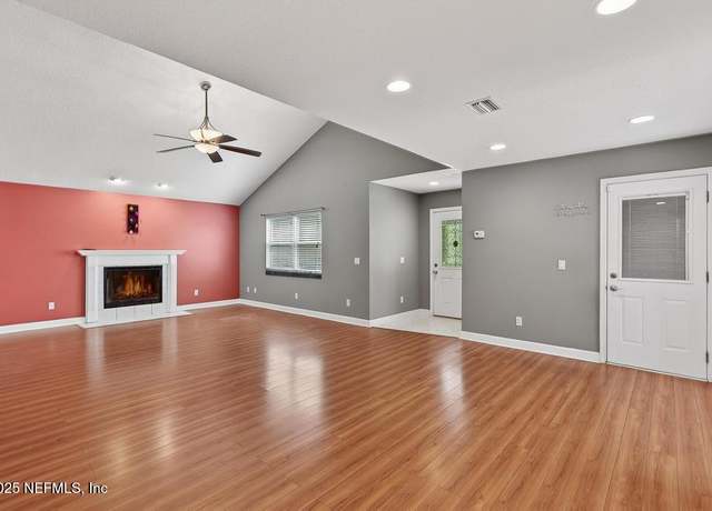 Property at 5023 Tan St, Jacksonville, FL 32258, 3 beds, 2 baths