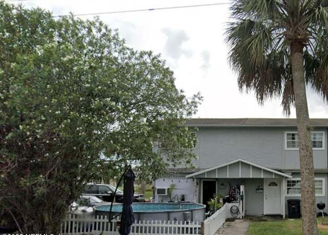 Property at 816 Cavalla Rd, Atlantic Beach, FL 32233, 2 beds, 1.5 baths