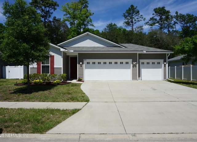 Property at 2233 Lincoln Sendero Trl, Jacksonville, FL 32218, 4 beds, 2 baths