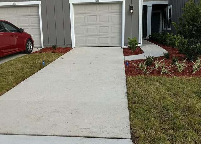 Property at 7613 Legacy Trl, Jacksonville, FL 32256, 2 beds, 2.5 baths