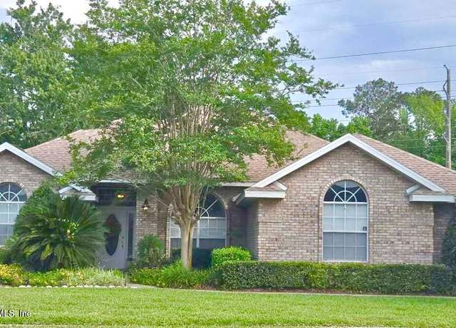 Property at 10356 Hamlet Glen Dr, Jacksonville, FL 32221, 3 beds, 3 baths