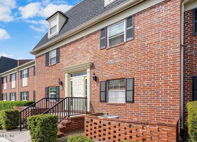 Property at 4915 Baymeadows Rd #13D, Jacksonville, FL 32217, 3 beds, 2 baths