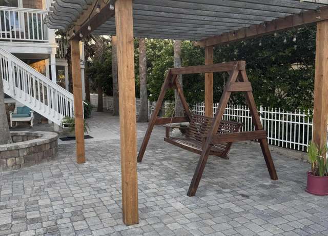 Property at 3741 Coastal Hwy, St. Augustine, FL 32084, 5 beds, 3.5 baths