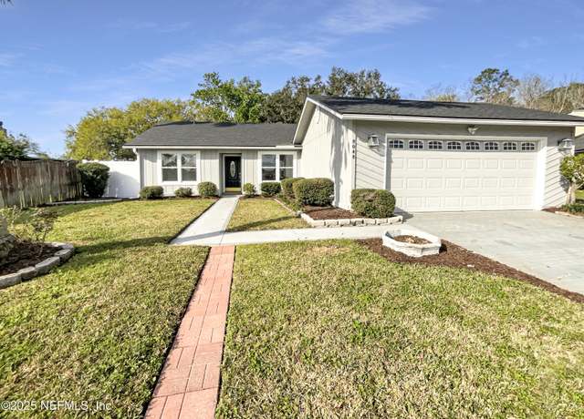Property at 8048 Swamp Flower Dr, Jacksonville, FL 32244, 3 beds, 2 baths