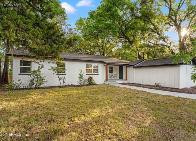 Property at 647 Stanwick Rd, Jacksonville, FL 32208, 3 beds, 1 bath