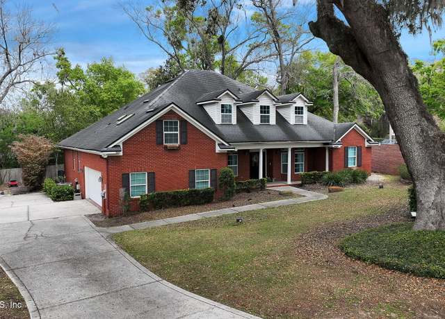 Property at 1365 Grosvenor Square Dr, Jacksonville, FL 32207, 5 beds, 4.5 baths