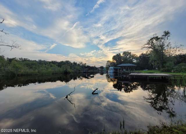 Property at 2467 Holly Point Rd E, Orange Park, FL 32073, 3 beds, 2.5 baths