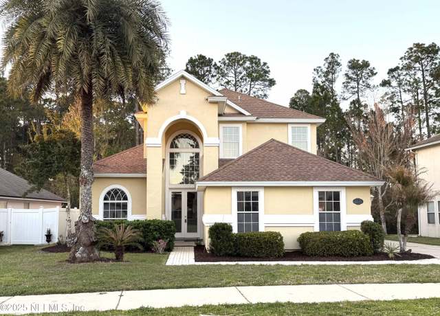 Property at 3549 Victoria Lakes Dr W, Jacksonville, FL 32226, 4 beds, 3.5 baths